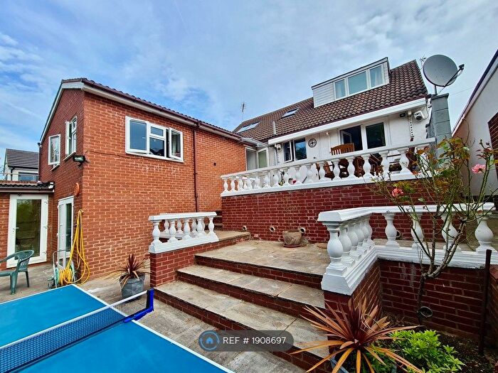 3 Bedroom Detached House To Rent In Inchbrook Road, Kenilworth, CV8