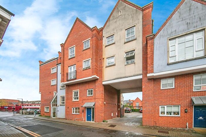 2 Bedroom Apartment For Sale In Turret Lane, Ipswich, IP4