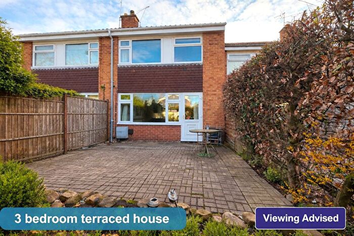 3 Bedroom Terraced House For Sale In Dolphin Court, Chester, Cheshire, CH4