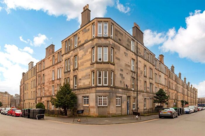 1 Bedroom Flat For Sale In Caledonian Road, Dalry, Edinburgh, EH11