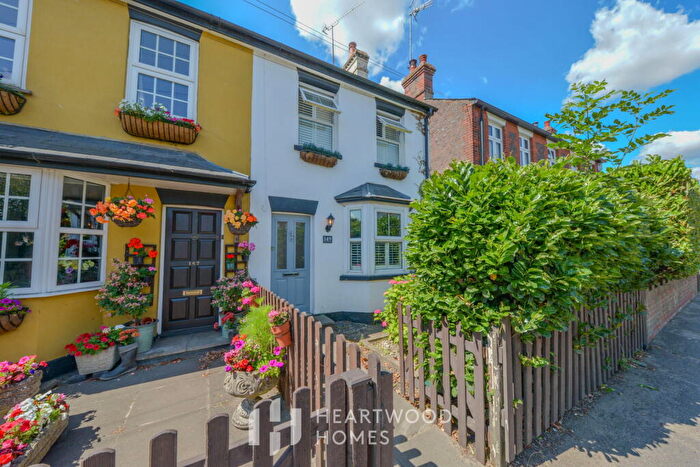 3 Bedroom End Of Terrace House For Sale In Lower Luton Road, Wheathampstead, St. Albans, AL4