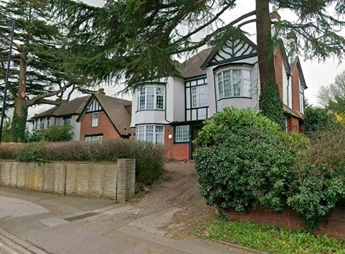 2 Bedroom Apartment For Sale In Apartment, Lichfield Road, Sutton Coldfield, West Midlands, B74