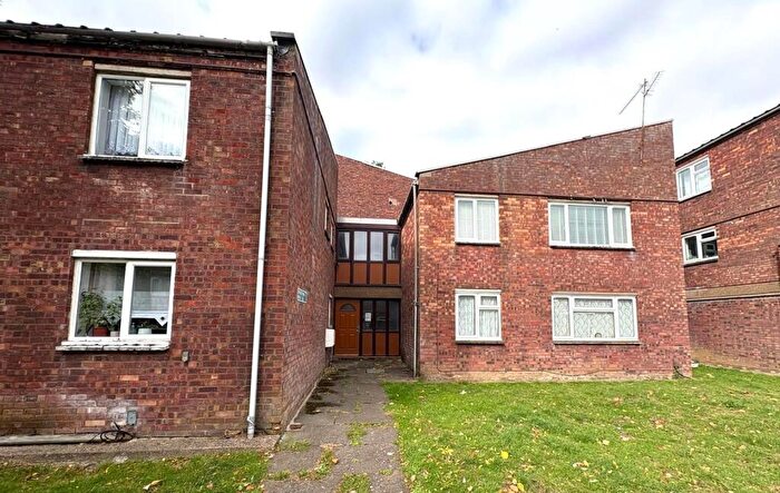 3 Bedroom Flat To Rent In Orkney Walk, Corby, NN17