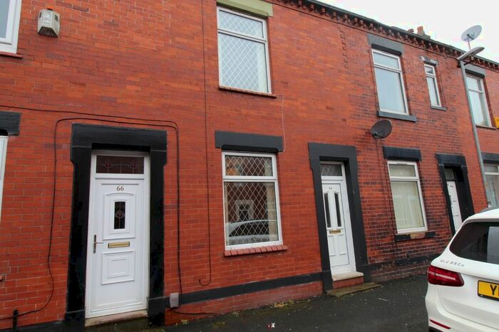 2 Bedroom Terraced House To Rent In Herbert Street, Waterhead, Oldham, OL4