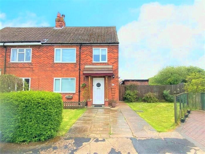 3 Bedroom Semi-Detached House For Sale In Calam Villas, Atwick, Driffield, YO25