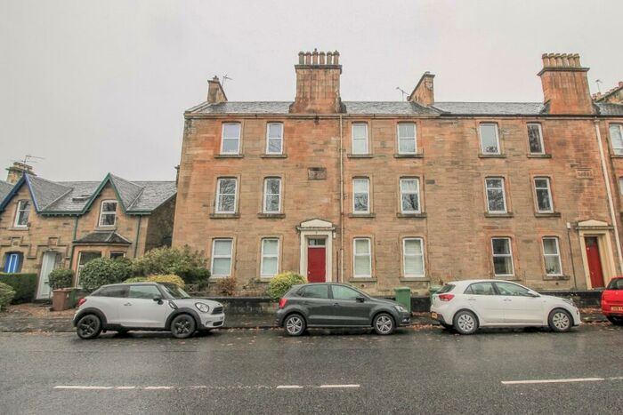 2 Bedroom Flat To Rent In Newhouse, Stirling, FK8