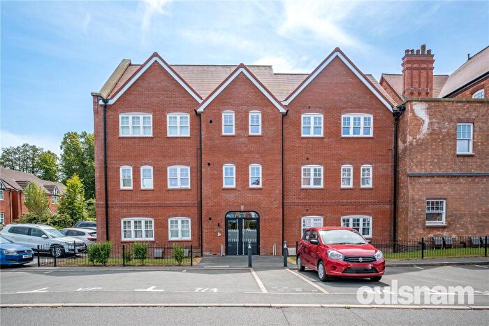 1 Bedroom Apartment For Sale In Macniece Close, Selly Oak, Birmingham, B29