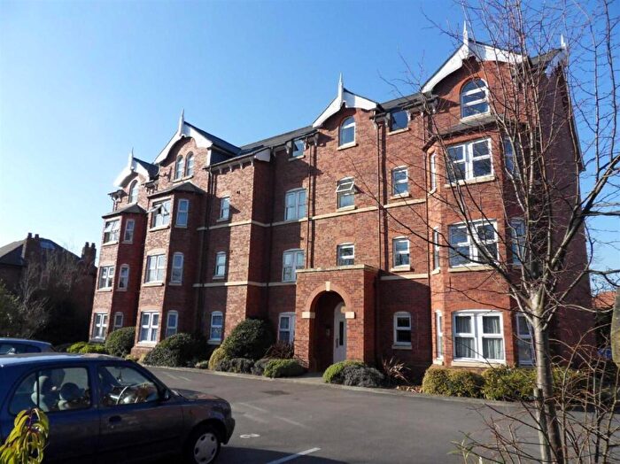2 Bedroom Flat To Rent In Albany Court, Broad Road, Sale, M33