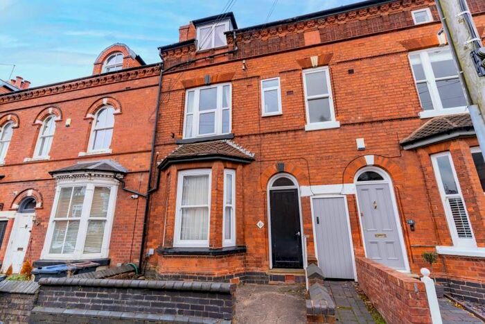 2 Bedroom Flat To Rent In Harborne, Birmingham, West Midlands B17