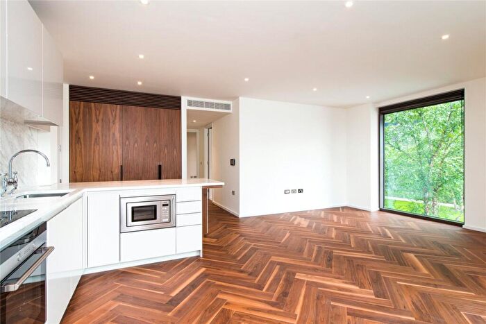 2 Bedroom Apartment To Rent In Ambassador Building, Union Square, London, SW11