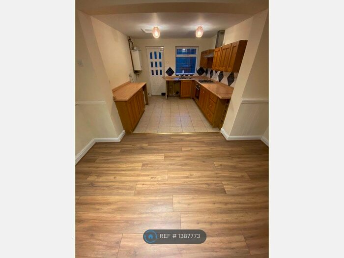 2 Bedroom Terraced House To Rent In Second Avenue, Bolton, BL1