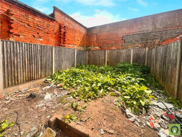 2 Bedroom End Of Terrace House For Sale In Kingsley Street, Kirkby-in-Ashfield, Nottingham, Nottinghamshire, NG17