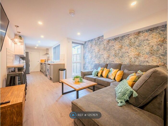 1 Bedroom Flat To Rent In Winchester Street, Coventry, CV1