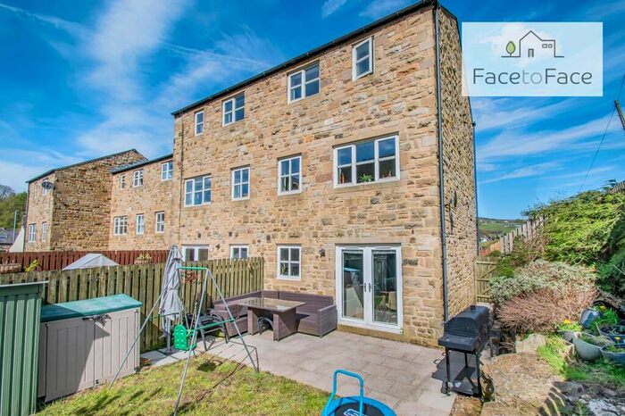 3 Bedroom Terraced House For Sale In Jubilee Way, Todmorden, OL14