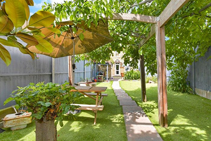 2 Bedroom Semi-Detached House For Sale In South Road, South Ockendon, Essex, RM15