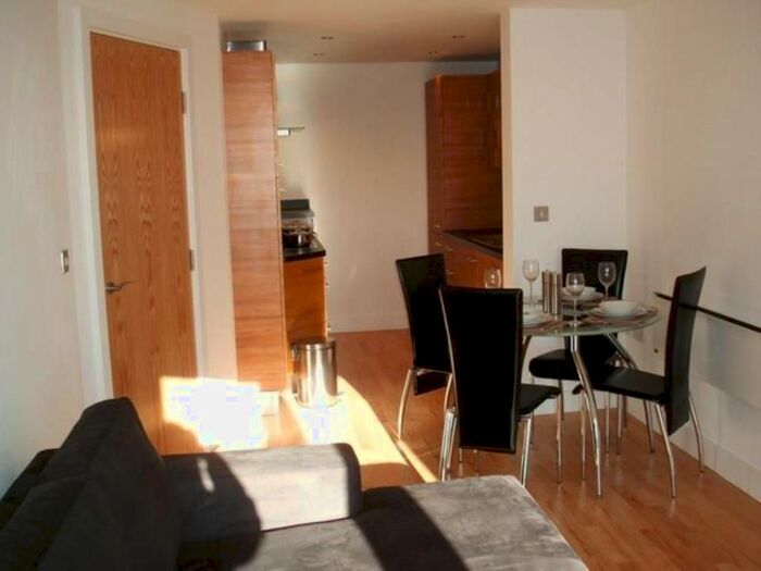 1 Bedroom Flat To Rent In Crozier House, The Boulevard, Leeds, LS10