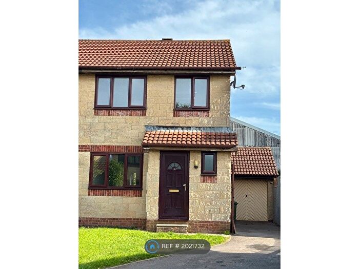 3 Bedroom Semi-Detached House To Rent In Woodmill, Bristol, BS49