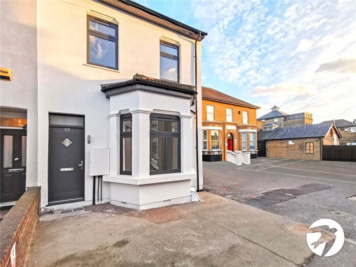 2 Bedroom Maisonette To Rent In Bourne Road, Bexley, DA5