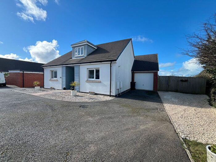 3 Bedroom Detached Bungalow For Sale In Kestrel Close, Hayle, TR27