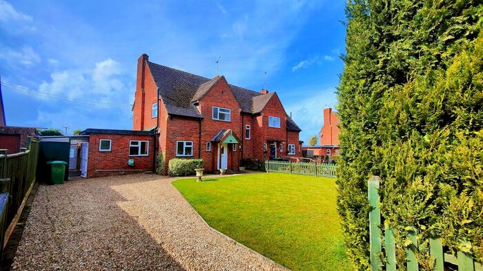 3 Bedroom Semi-Detached House For Sale In Woodfield, Harewood End, Hereford, HR2