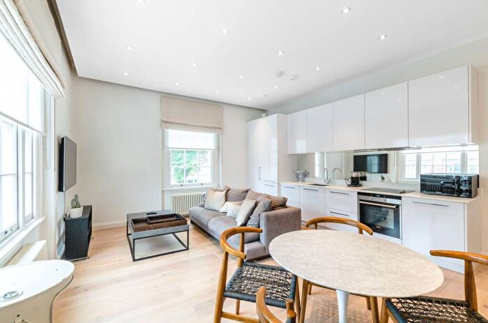 1 Bedroom Flat To Rent In Gloucester Avenue, Primrose Hill, London, NW1