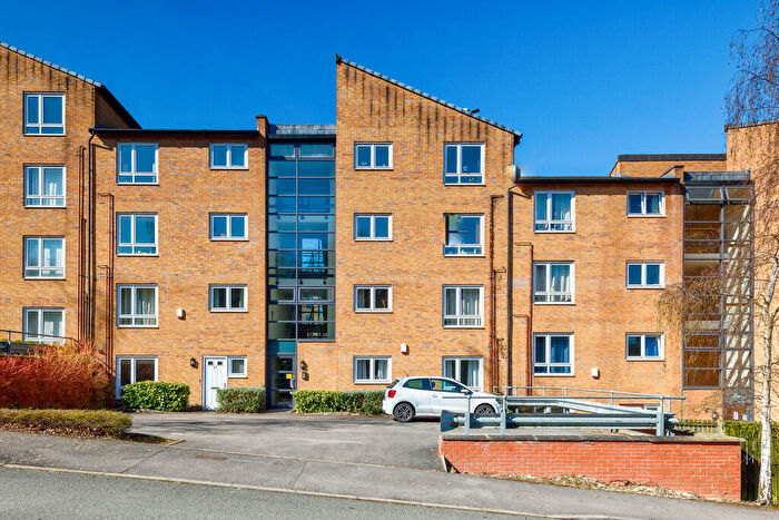 2 Bedroom Apartment To Rent In Beeches Bank, Sheffield, S2