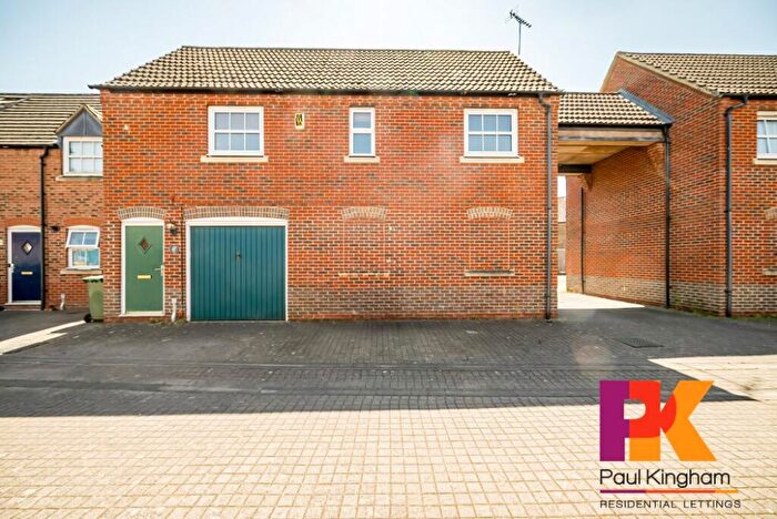 1 Bedroom Flat To Rent In Waterperry Mews, Aylesbury, HP19