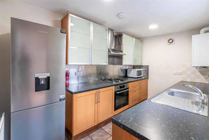 6 Bedroom Terraced House To Rent In £pppw - Chester St - Sandyford, NE2