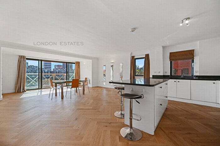 3 Bedroom Flat To Rent In Sailmakers Court, William Morris Way, Fulham, SW6