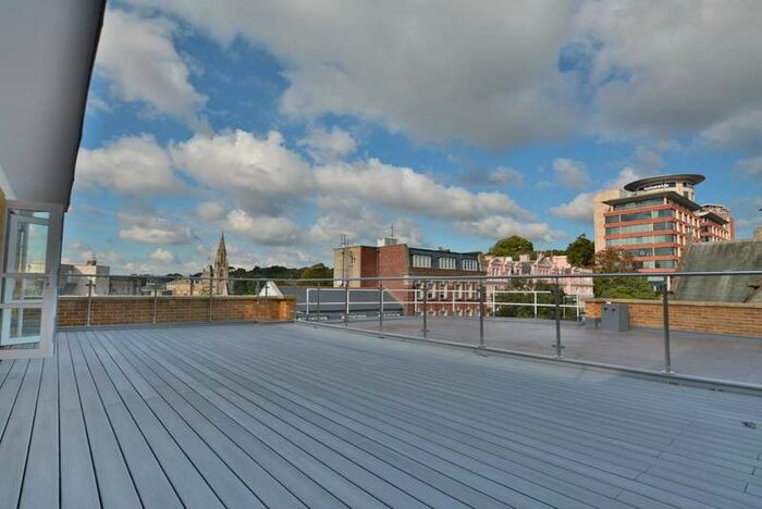 2 Bedroom Flat To Rent In Post Office Road, Bournemouth, BH1