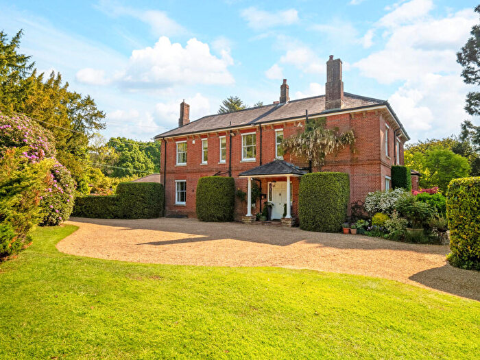 5 Bedroom Detached House For Sale In Greenwood Lane Durley Southampton, Hampshire, SO32