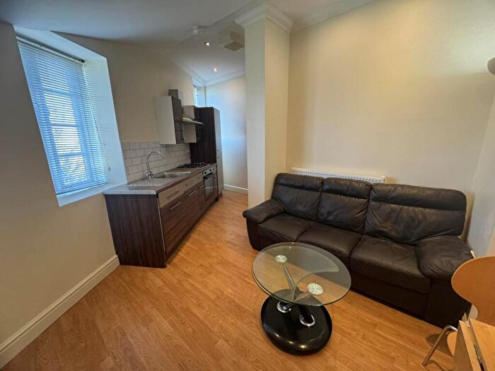 2 Bedroom Flat To Rent In Skinner Street, Newport, Newport, NP20