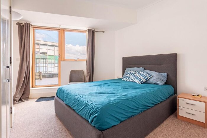 2 Bedroom Flat For Sale In New England Street, Brighton, BN1