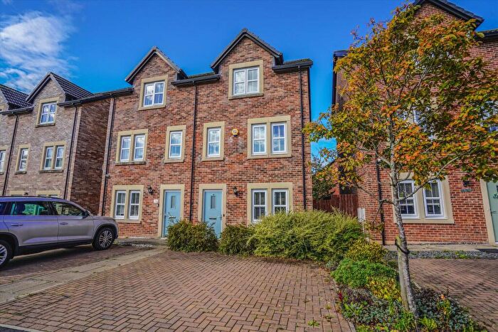 3 Bedroom Semi-Detached House For Sale In Birch Tree Way, Cottam, Preston, PR4