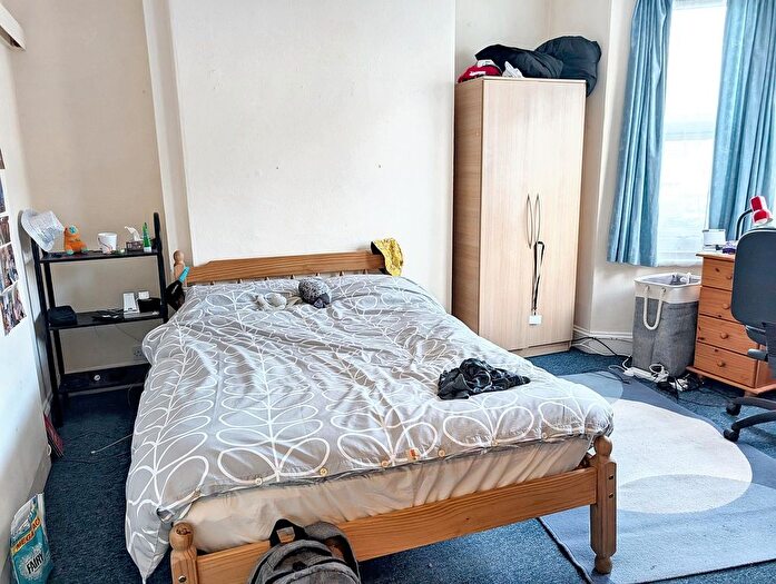 1 Bedroom Semi Detached House To Rent In Ringwood Road, Bath, BA2