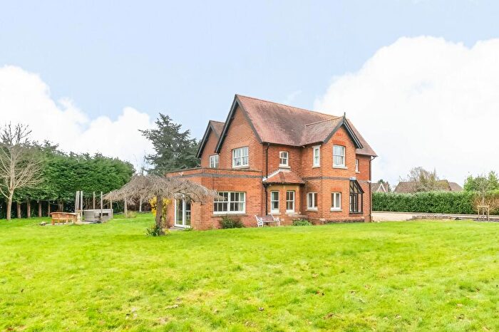 4 Bedroom Detached House For Sale In The Gate House, OX14