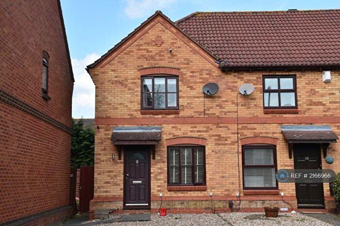 2 Bedroom End Of Terrace House To Rent In Muirfield, Luton, LU2