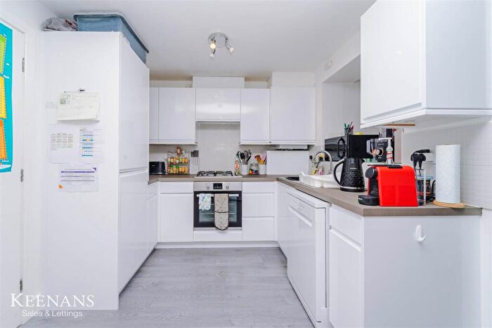 3 Bedroom End Of Terrace House For Sale In New Bridge Gardens, Bury, BL9