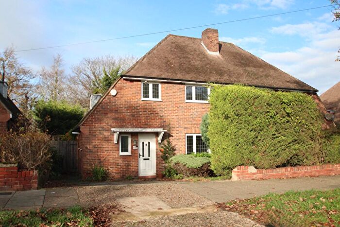 3 Bedroom Semi Detached House For Sale In The Highway, Chelsfield, BR6