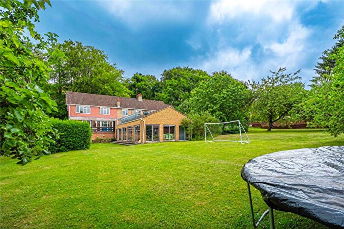 9 Bedroom Detached House For Sale In Dagnall Road, Whipsnade, Central Bedfordshire, LU6