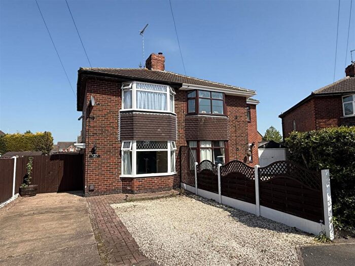3 Bedroom Semi-Detached House For Sale In Corden Avenue, Stretton, Burton On Trent, DE13