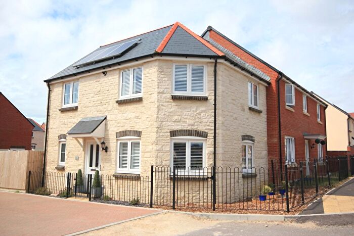 3 Bedroom House To Rent In Curtis Way - Lanehouse, DT4