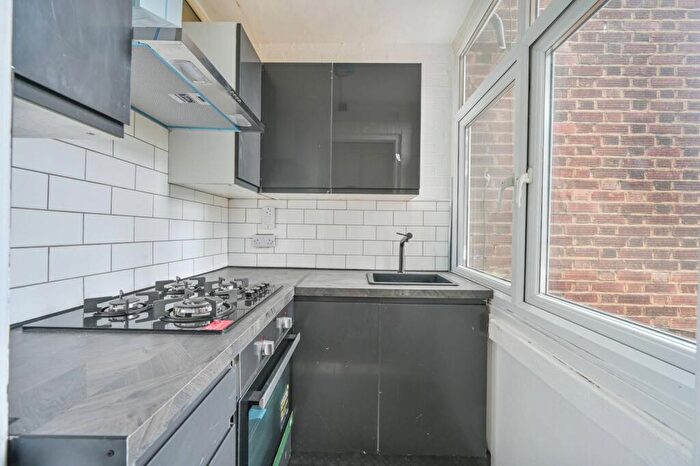 1 Bedroom Flat For Sale In Riverside Gardens, , Alperton, Wembley, HA0
