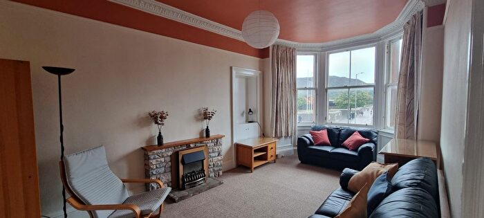2 Bedroom Flat To Rent In Dalkeith Road, Newington, Edinburgh, EH16