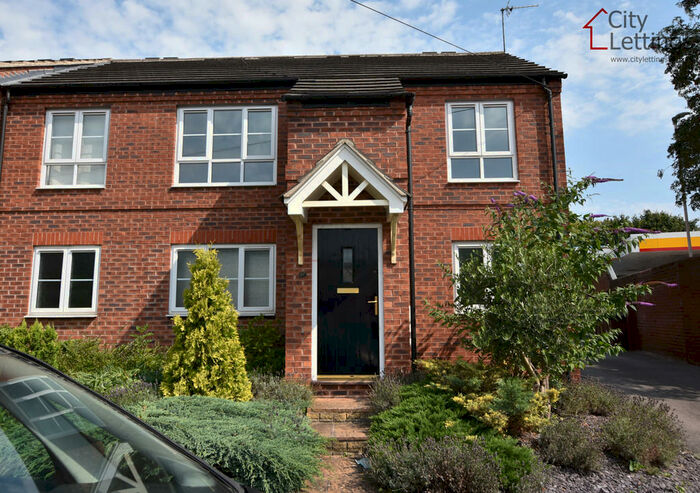 2 Bedroom Maisonette To Rent In Olga Road, Thorneywood, NG3