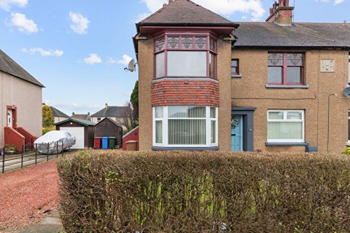 2 Bedroom Flat For Sale In Newhouse Road, Grangemouth, FK3