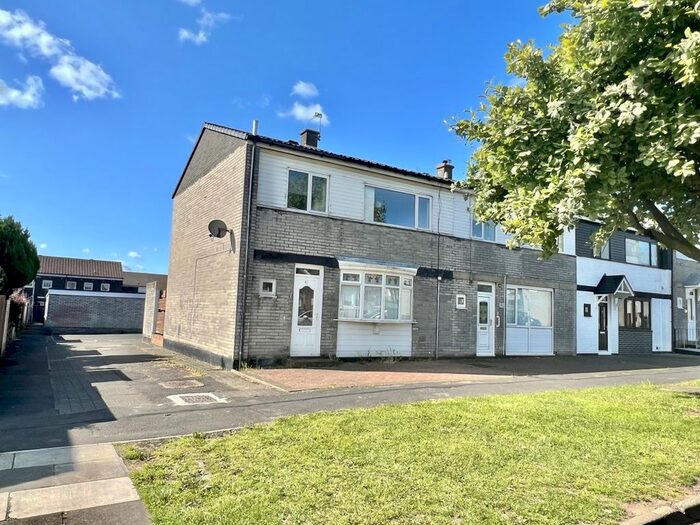 3 Bedroom Terraced House To Rent In Helford Road, Peterlee, SR8