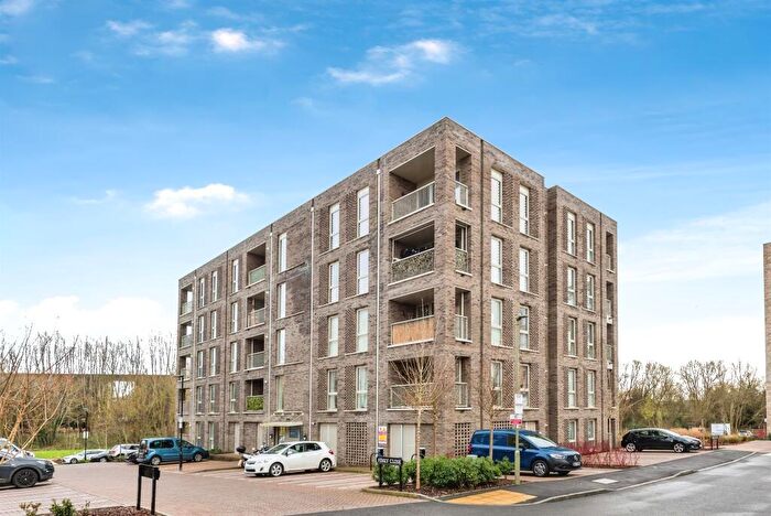 1 Bedroom Flat For Sale In Daly Close, Littlemore, Oxford, OX4