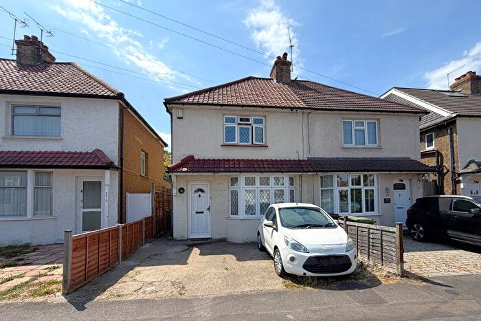 2 Bedroom Semi Detached House For Sale In Gander Green Lane, Sutton, SM3