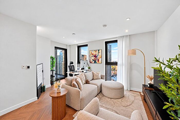 1 Bedroom Flat To Rent In One Thames Quay, Marsh Wall., E14